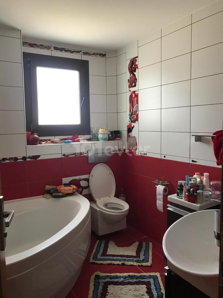 Ortaköy'de Muhteşem Merkezi Isıtmalı + Şömineli Lüx  Ticari Villa 5+2 Kiralık / Satılık