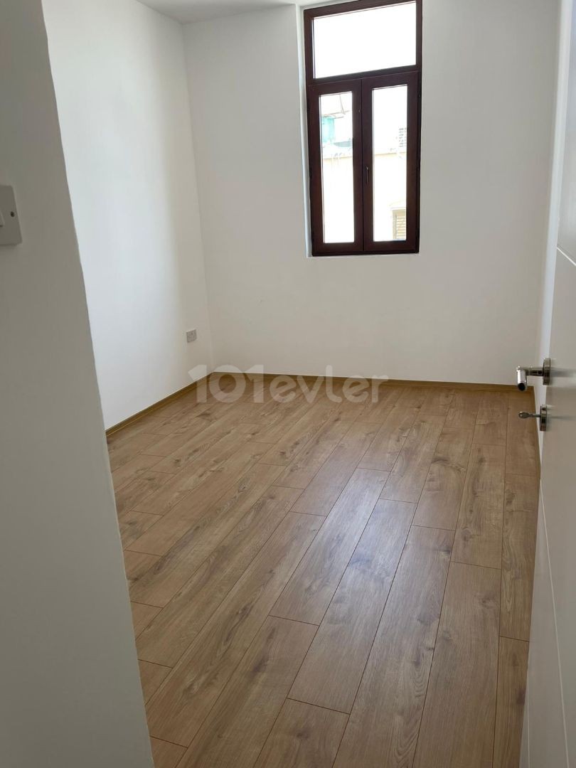 Çağlayan'da Eşyasız Kiralık Daire 2+1 ( 2 balkonlu)