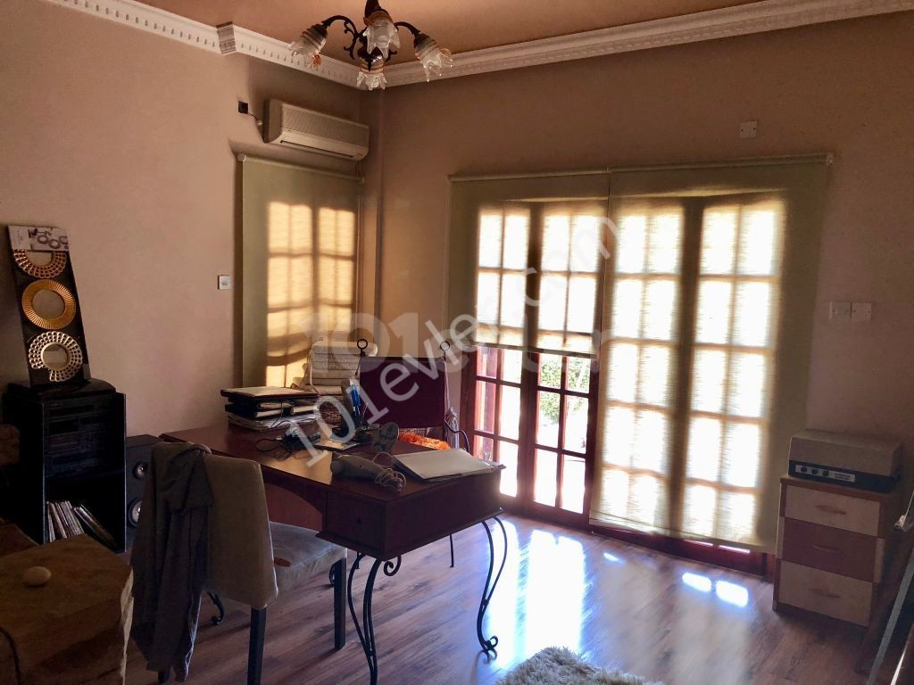 Magnificent Turkish Triplex (750 m2) Mansion for Sale in Yenikent Suitable for RESIDENTIAL or CLINICAL Use with 3 Fireplaces / Central Heating in a land of 1096 m2 ** 