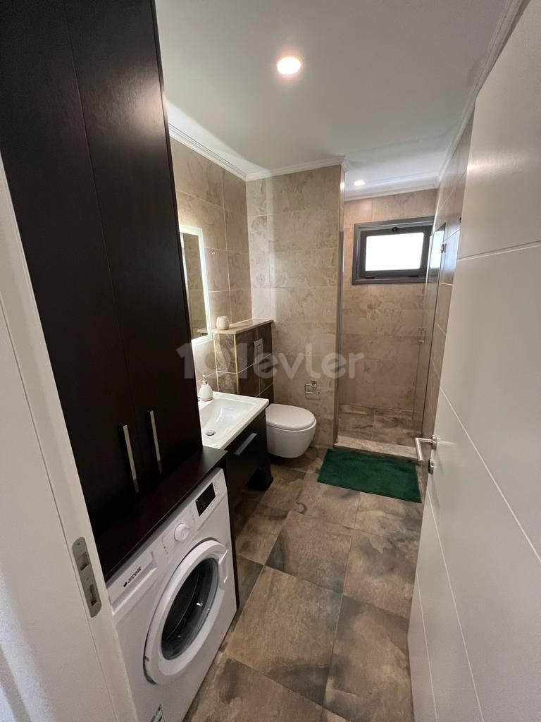 Girne Merkez 'de Kiralık Aylık Ödemeli 2+1 Daire 