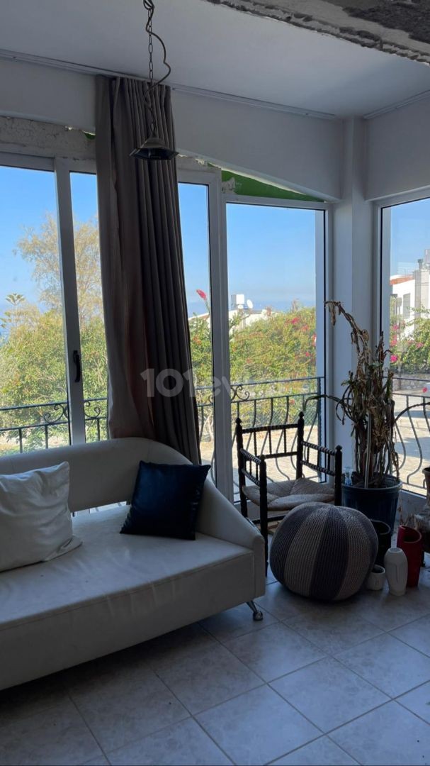 Flat For Sale in Çatalköy, Kyrenia