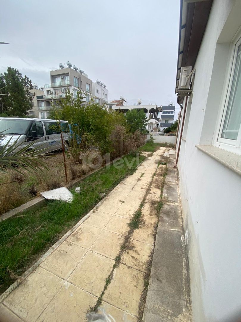 4+2 Detached House for Sale in Marmara