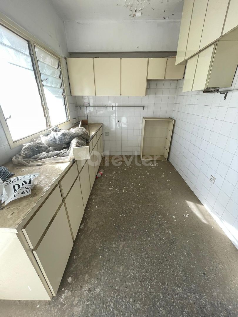 3+1 Apartment for Sale in Kaymakli (Price Reduced)