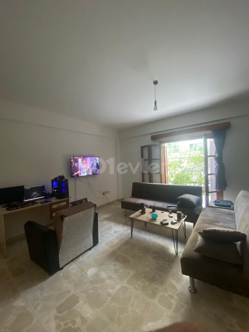 Detached House To Rent in Girne Merkez, Kyrenia