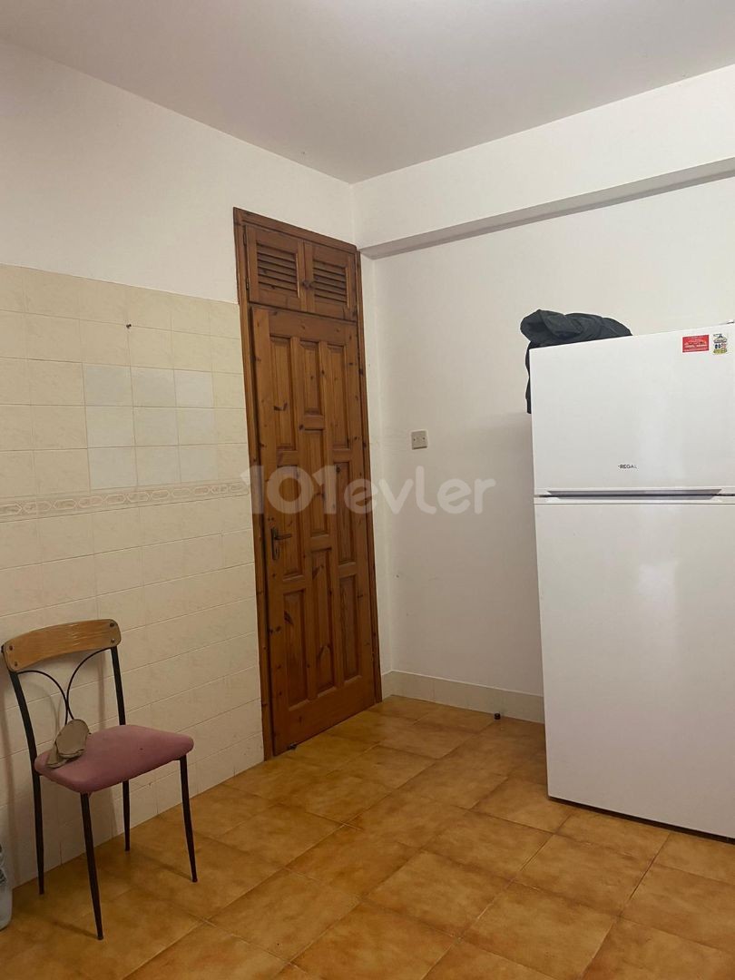 Detached House To Rent in Girne Merkez, Kyrenia