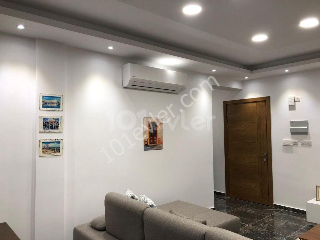 Ortaköy'de Ultra Lüks Kiralık 2+1 Penthouse