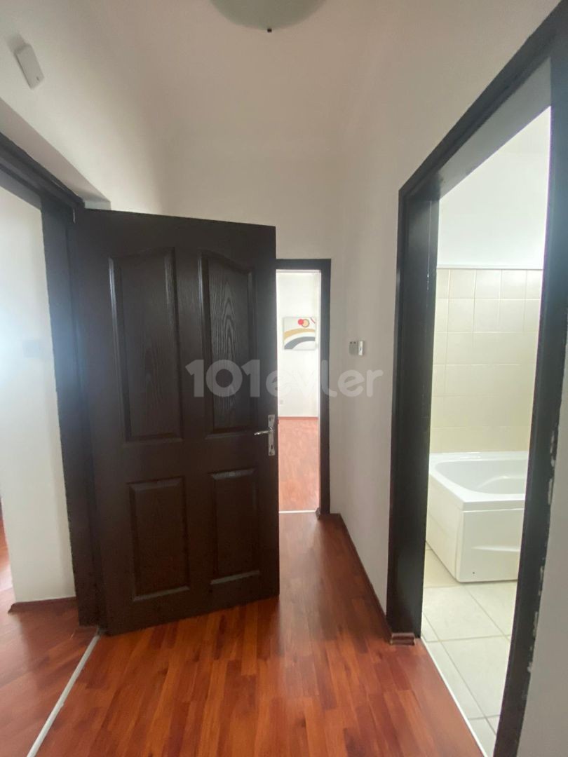 Flat To Rent in Köşklüçiftlik, Nicosia