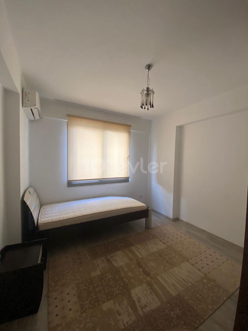 Flat To Rent in Girne Merkez, Kyrenia