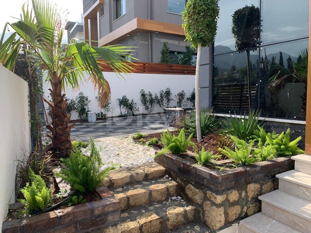 Villa For Sale in Doğanköy, Kyrenia