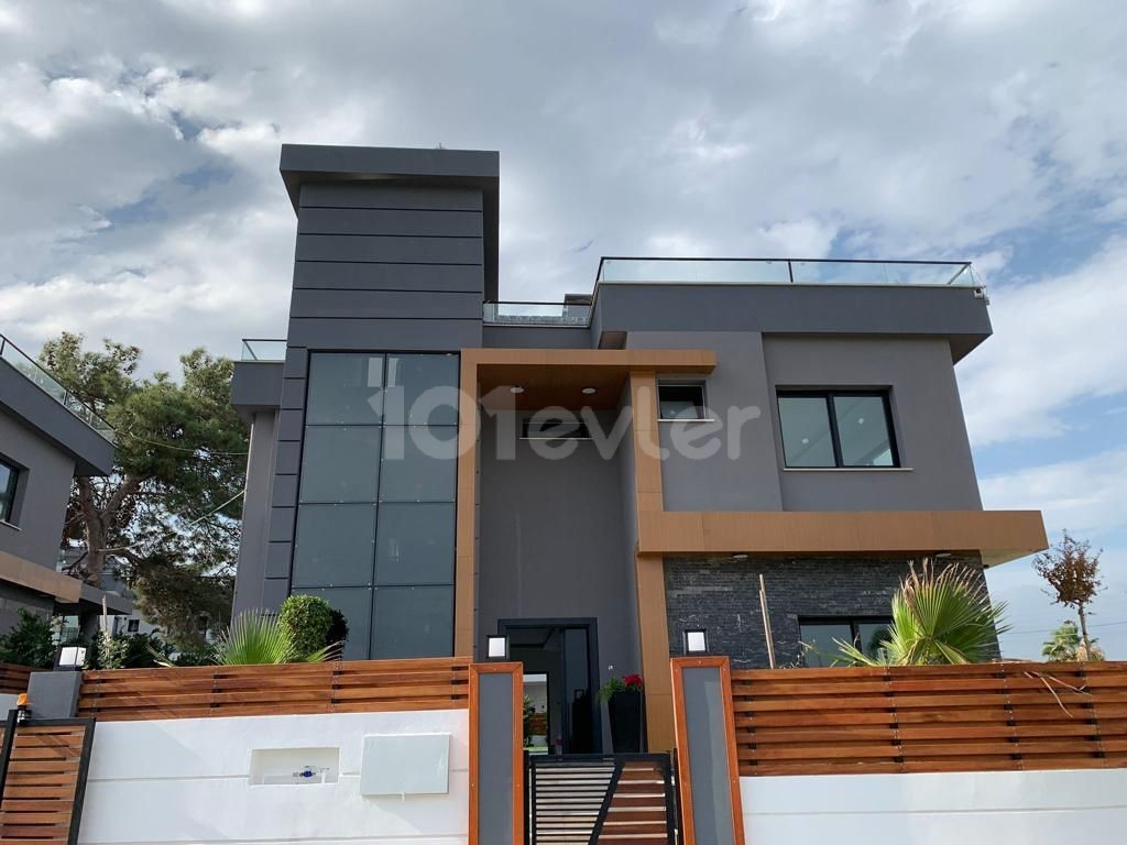 Villa For Sale in Doğanköy, Kyrenia