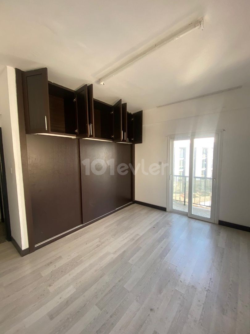 Office To Rent in Küçük Kaymaklı, Nicosia