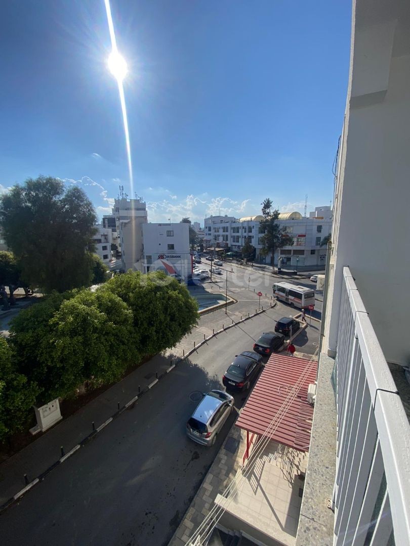 Office To Rent in Küçük Kaymaklı, Nicosia