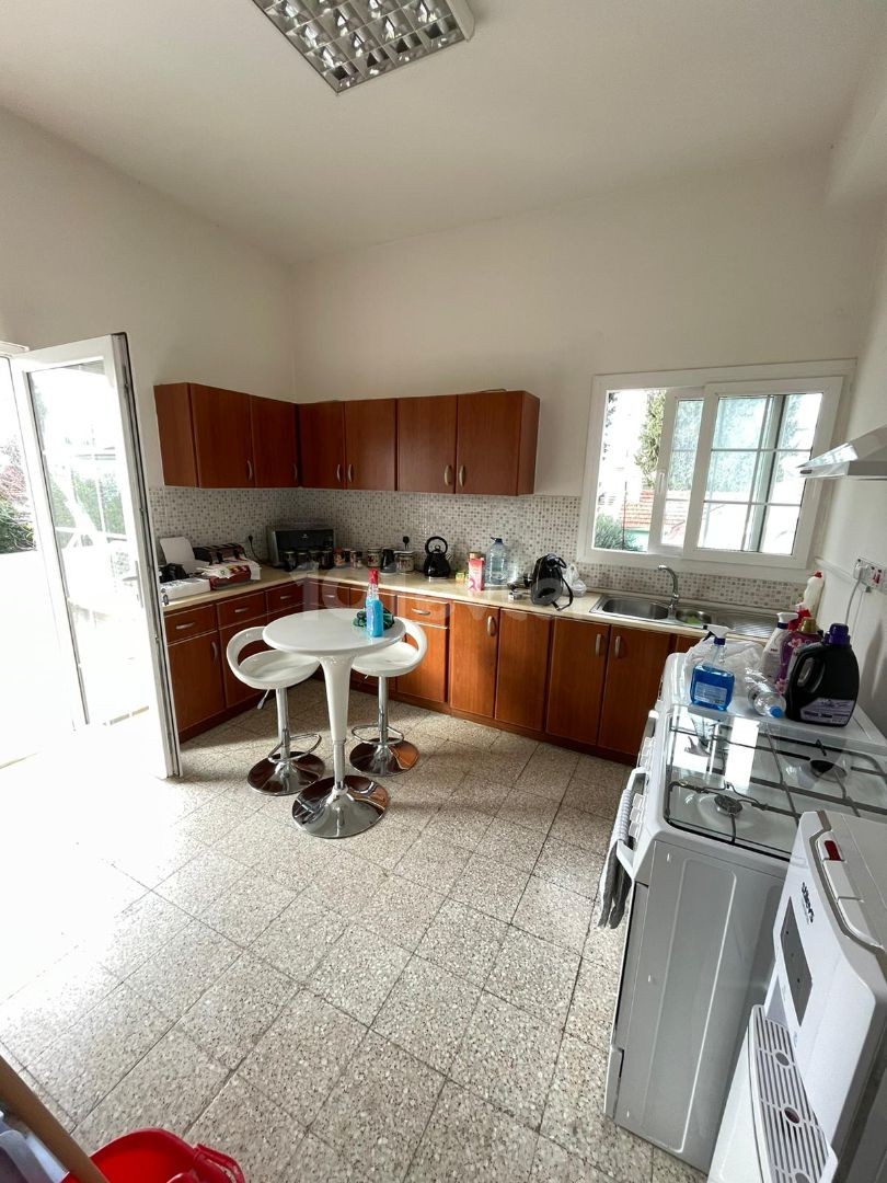 Flat To Rent in Köşklüçiftlik, Nicosia