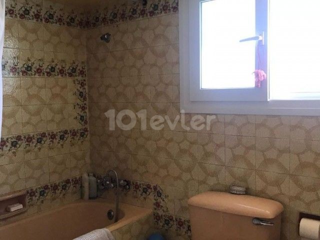 3+2 Single Storey Detached House in Nicosia Haspolat Detached Single Storey House in 1440 m2 Land! There is more zoning to be used in the land