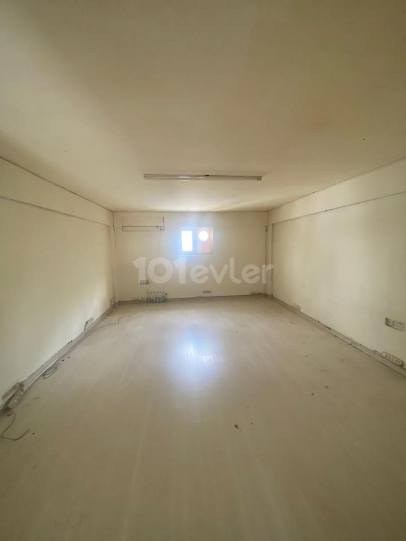 Shop for Rent in Kyrenia Center with You Floor