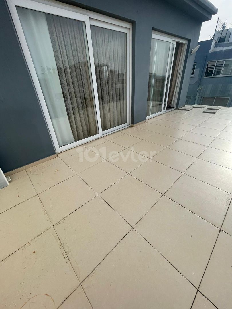 2+1 Luxus-Penthouse zur Miete in Metehan 