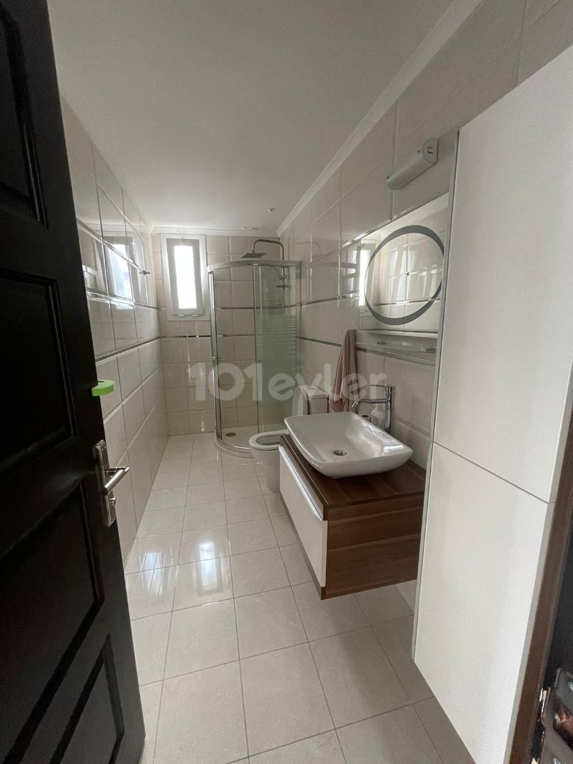 2+1 Penthouse for Rent in Metehan 