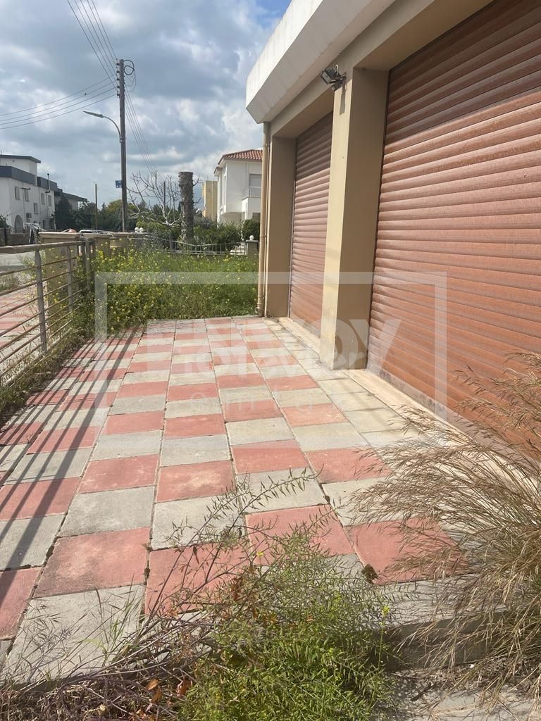 Lux 4+2 Detached Villa with Central Heating and Garden in Kızılbaş