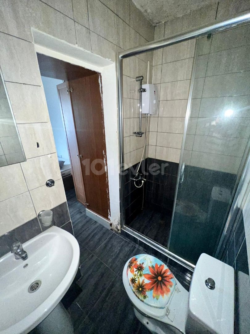 Studio Flat To Rent in Girne Merkez, Kyrenia