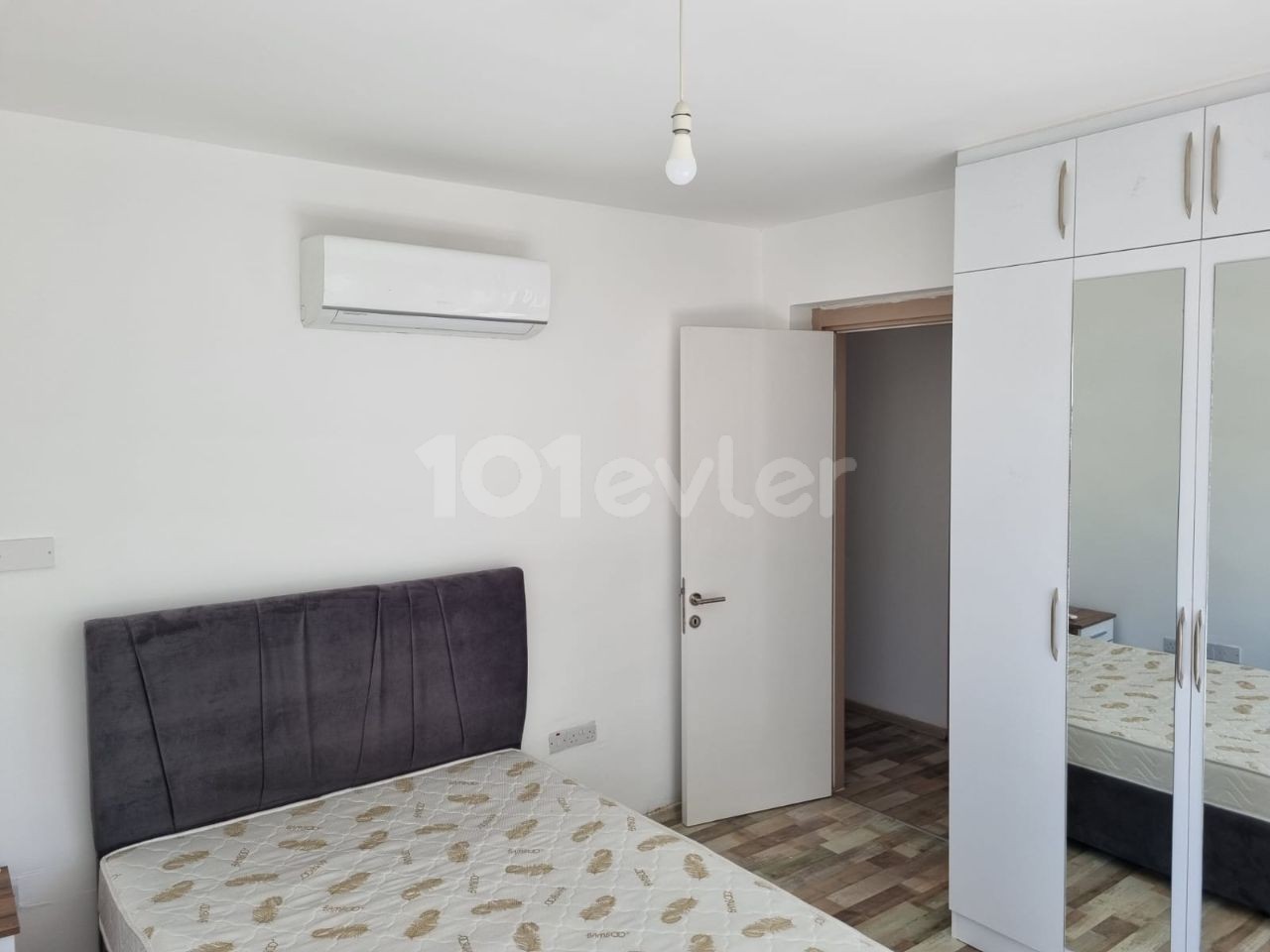 Flat To Rent in Girne Merkez, Kyrenia