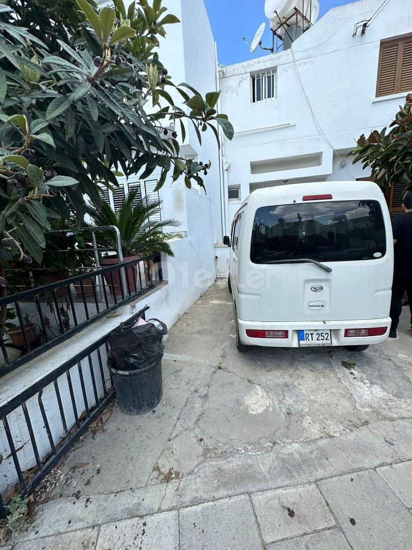 Einfamilienhaus zum Verkauf in Metehan (verfügbar für Klinik)