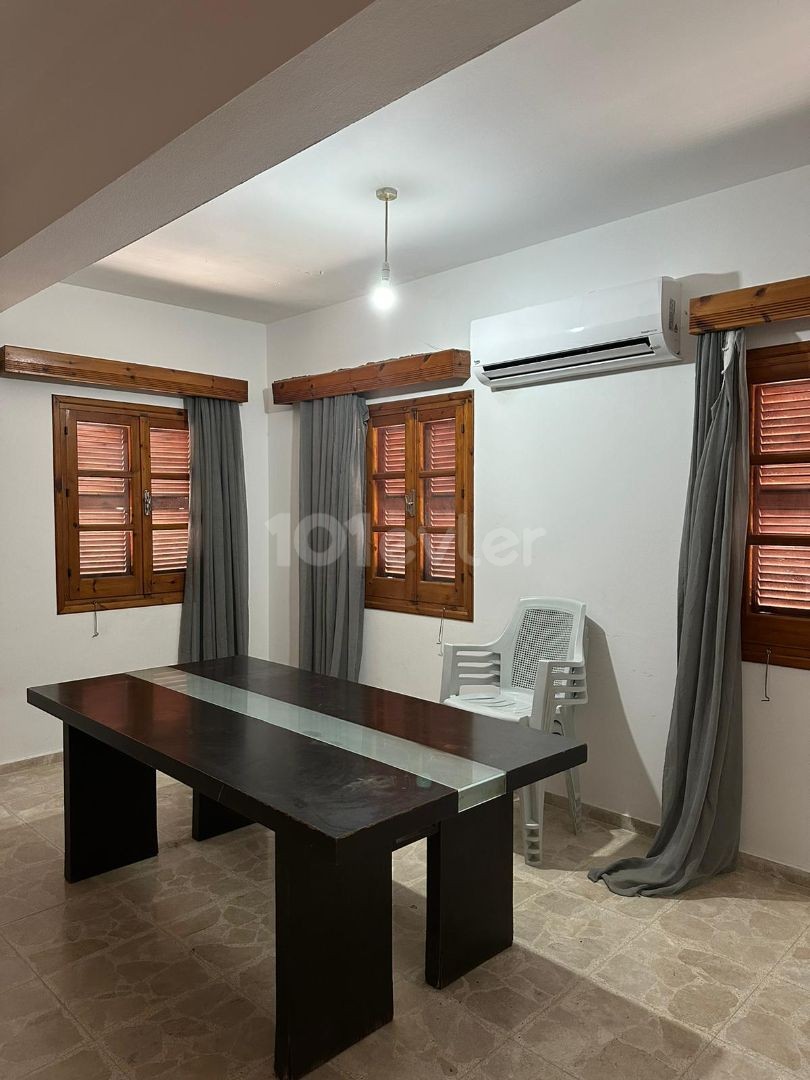 Ground Floor Fully Furnished 3+1 Flat for Rent in Kyrenia Center