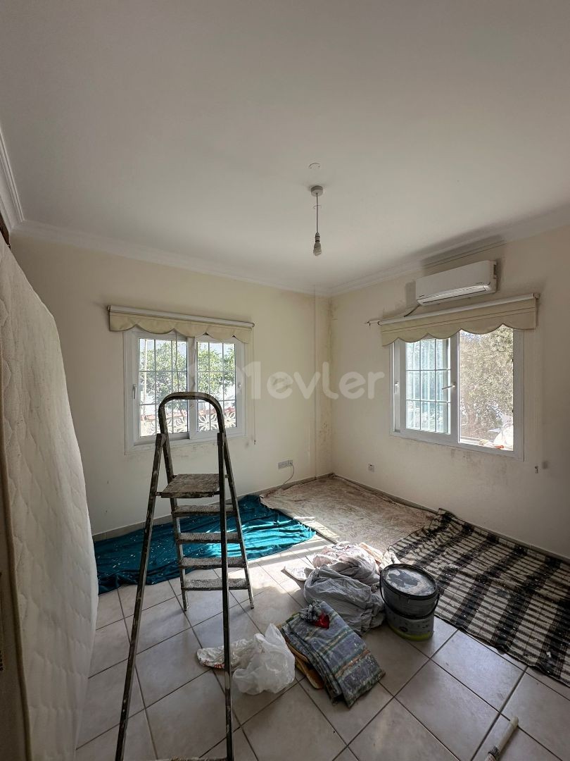 3+1 Ground Floor Flat for Sale in Küçük Kaymaklı