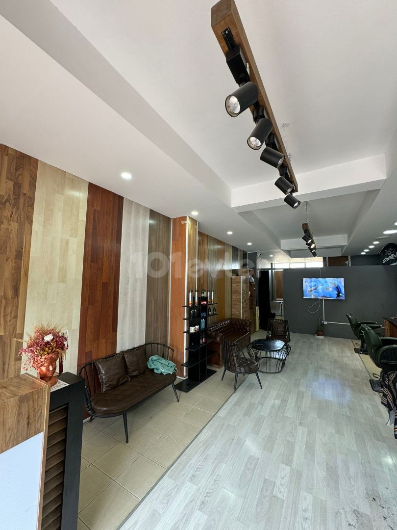 Men's Hairdresser Shop for Sublease in Ortaköy