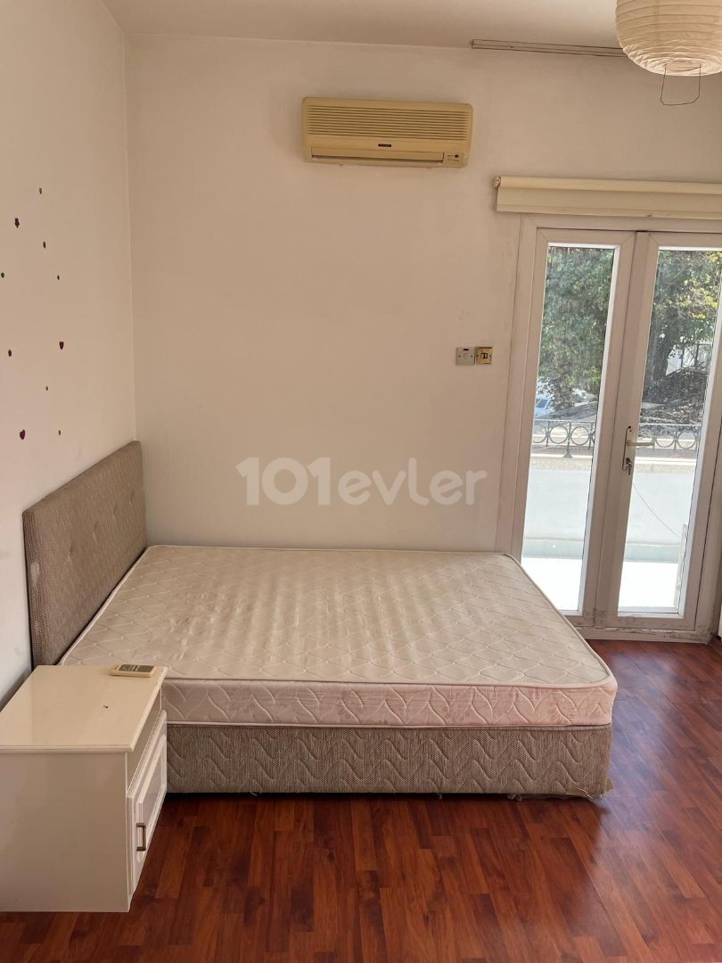 2+1 Flat for Rent on Dereboyu Main Street