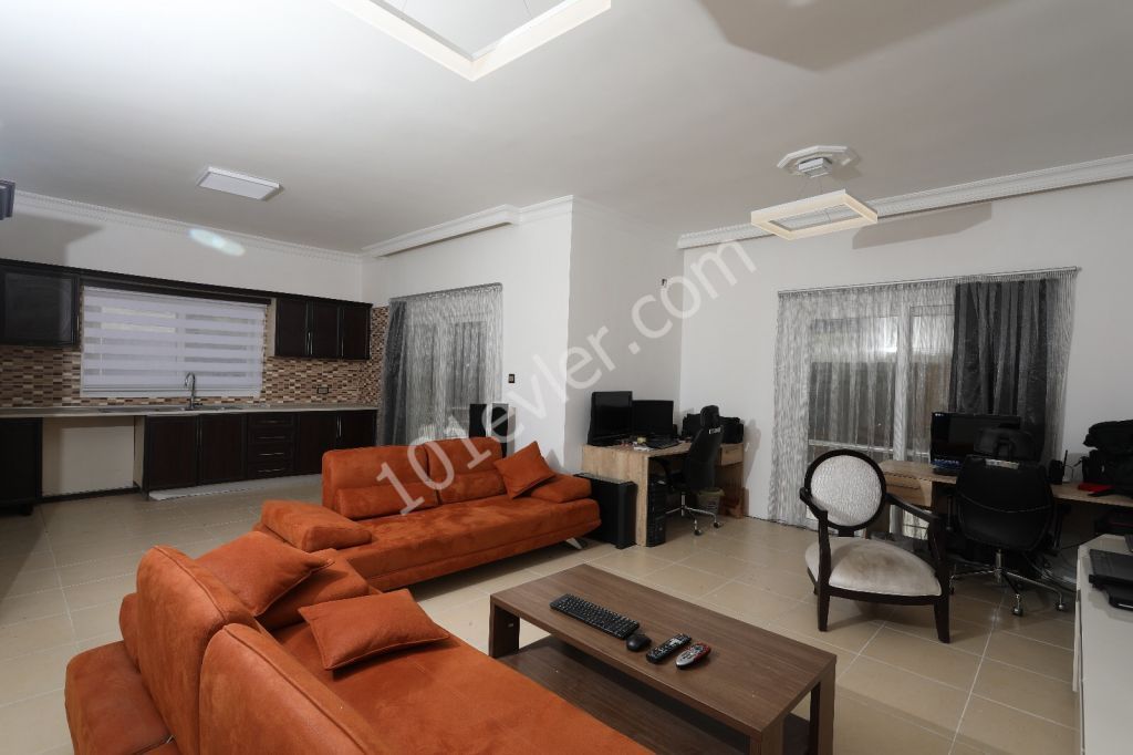 Flat For Sale in Küçük Kaymaklı, Nicosia