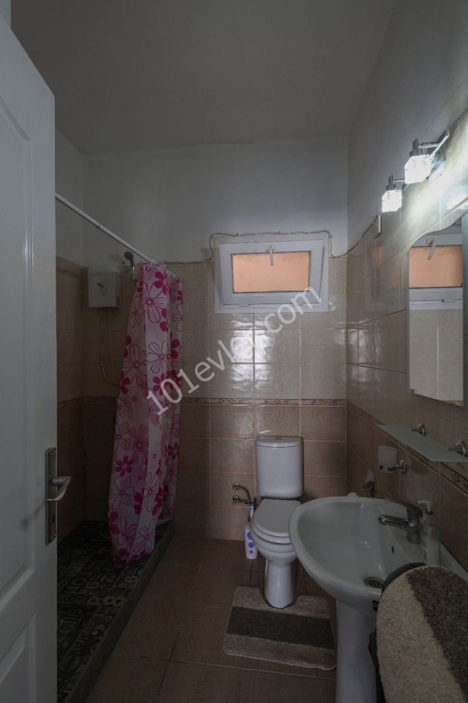 Flat For Sale in Küçük Kaymaklı, Nicosia