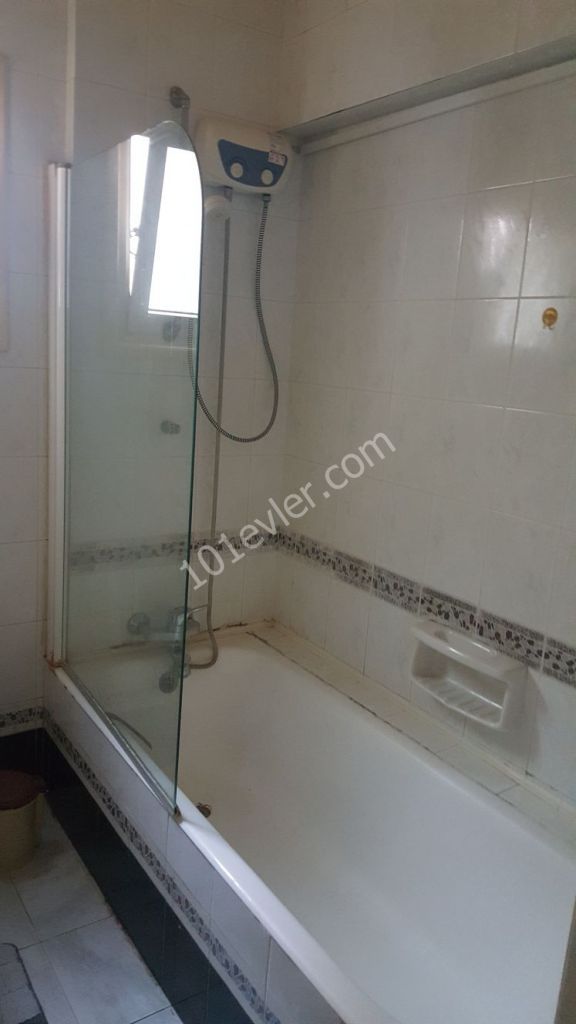 Flat To Rent in Kumsal, Nicosia