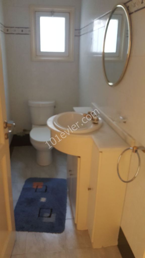 Flat To Rent in Kumsal, Nicosia