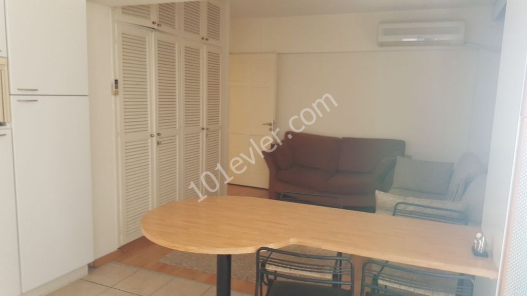 Flat To Rent in Kumsal, Nicosia