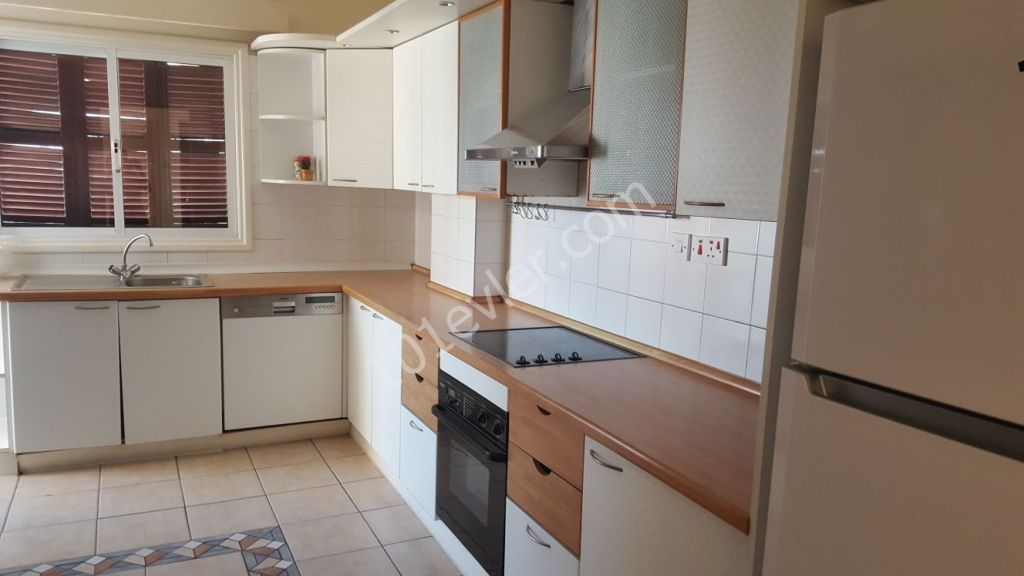 Flat To Rent in Kumsal, Nicosia