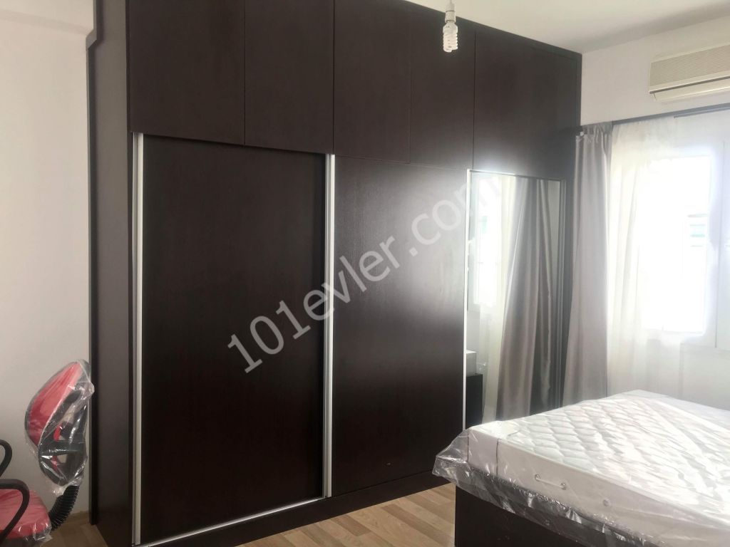 Merkezi Lux 3+2 Full  Esyali Mükemmel  Daire 