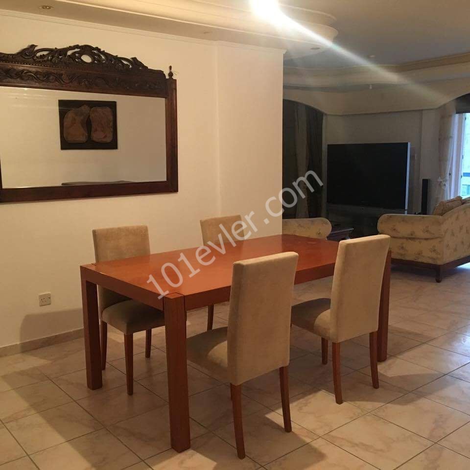 Flat To Rent in Girne Merkez, Kyrenia