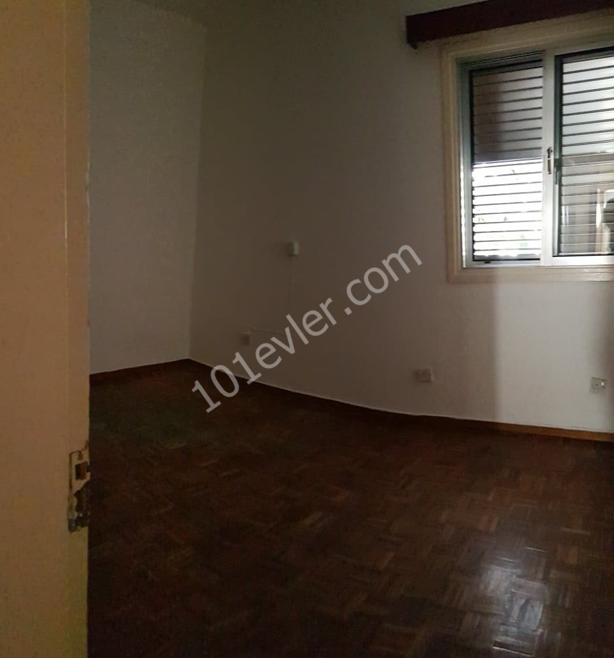 Dereboyunda Kiralık Dükkan