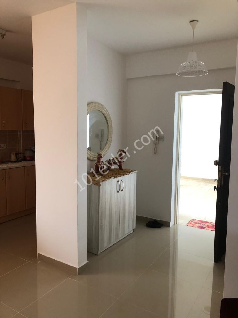 Gönyeli'de 2+1 6 Aylık Kiralık Full Eşyalı Daire