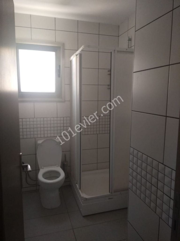 2+1 Flat For Rent In Famagusta Gulseren