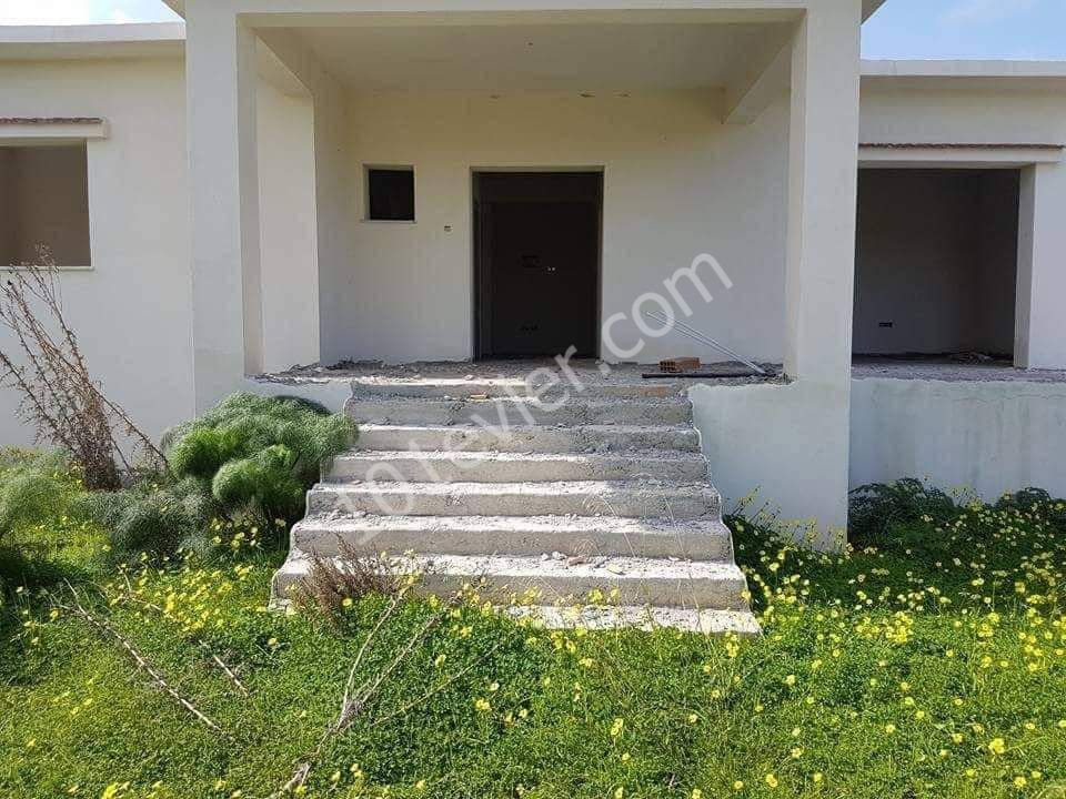 Land and Unfinished House In Yeni Erenkoy