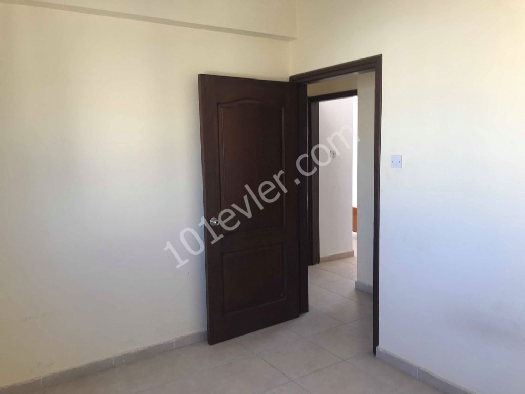 3+1 FLAT FOR SALE NEXT TO GÜNEŞOĞLU PETROL STATION IN FAMAGUSTA