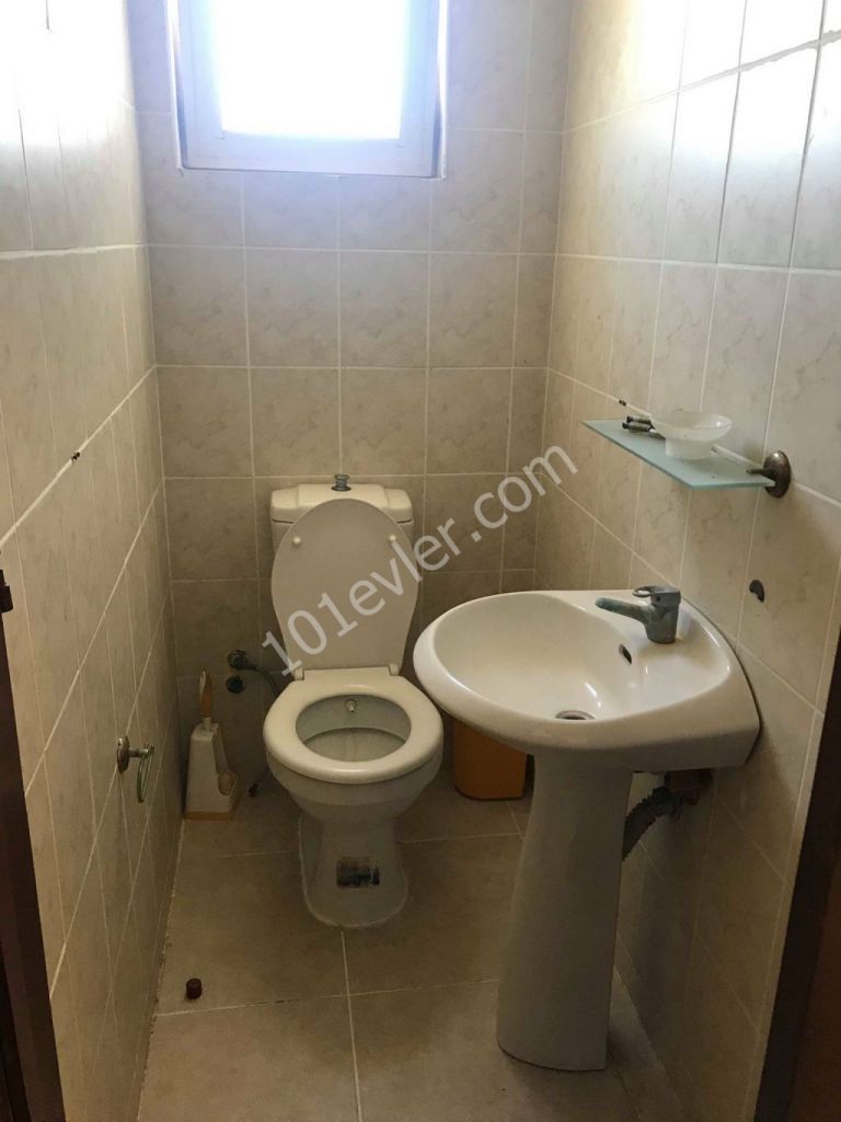 3+1 FLAT FOR SALE NEXT TO GÜNEŞOĞLU PETROL STATION IN FAMAGUSTA