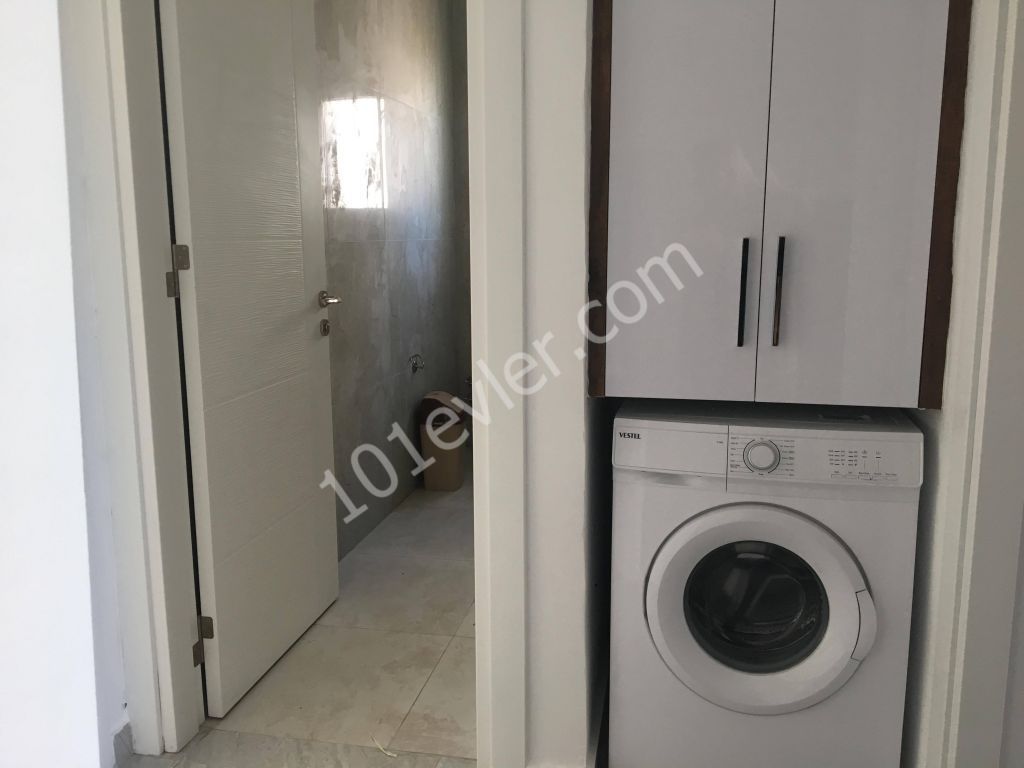 MAĞUSA ÇANAKKALE BÖLGESİNDE KİRALIK 2+1 SIFIR EŞYALI DAİRE