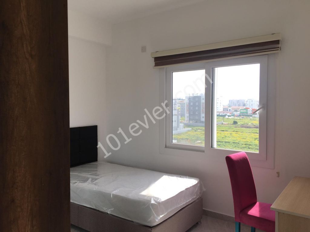 MAĞUSA ÇANAKKALE BÖLGESİNDE SIFIR KİRALIK 3+1 EŞYALI DAİRE