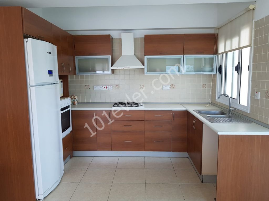 3+1 FLAT FOR RENT İN FAMAGUSTA KARAKOL