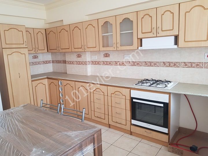 MAĞUSA GÜLSEREN BÖLGESİNDE 3+1 KİRALIK DAİRE