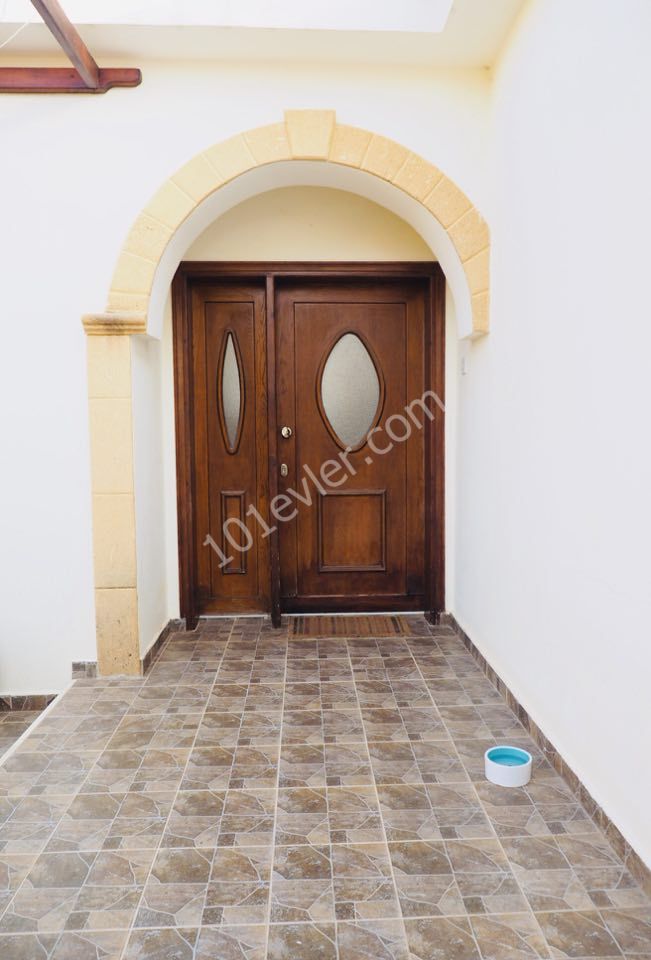 3+1 DETACHED HOUSE FOR SALE IN FRONT OF SALAMIS HOTEL