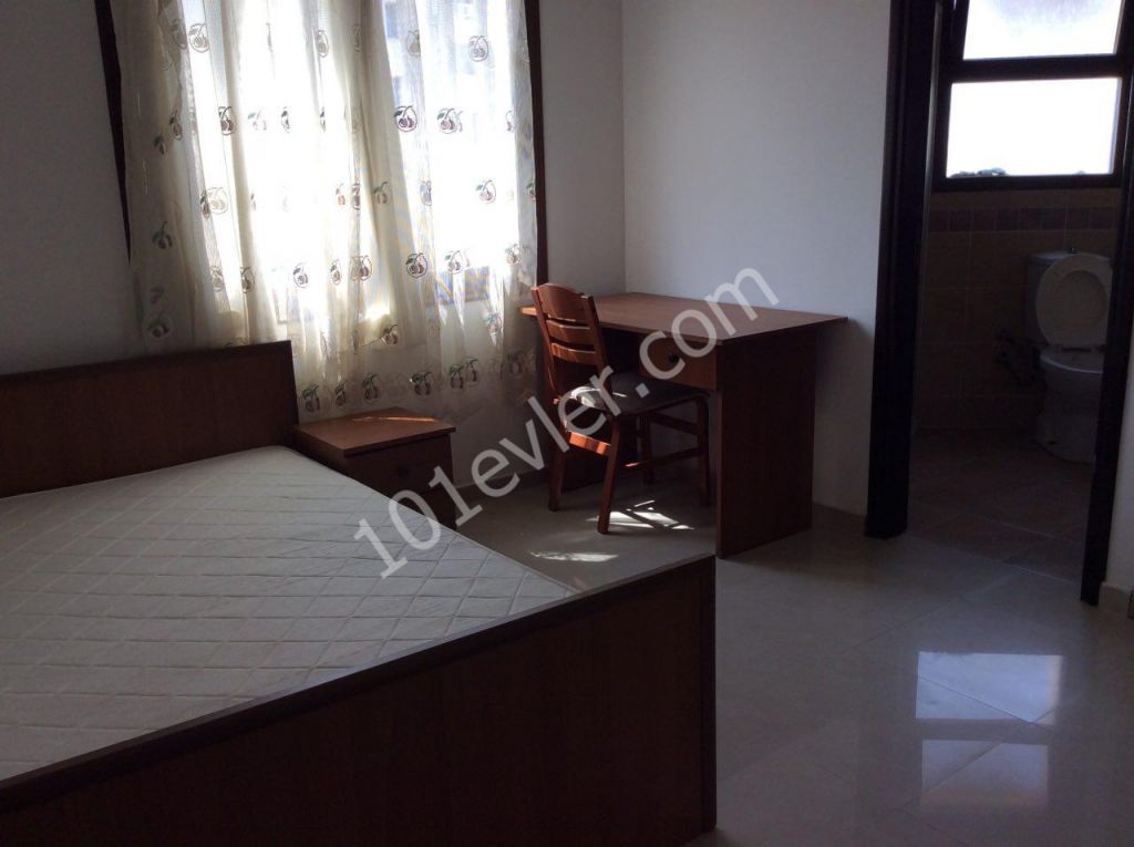 2+1 Flat For Rent In Famagusta Center