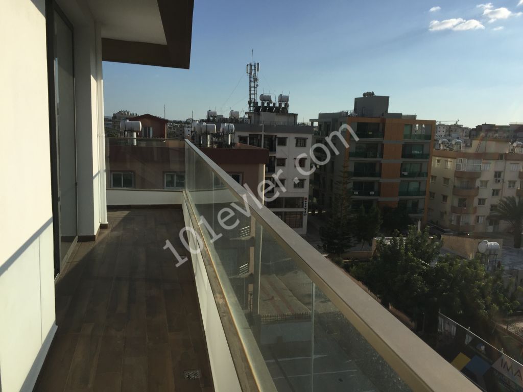 1+1 Flat For Sale In Famagusta Center